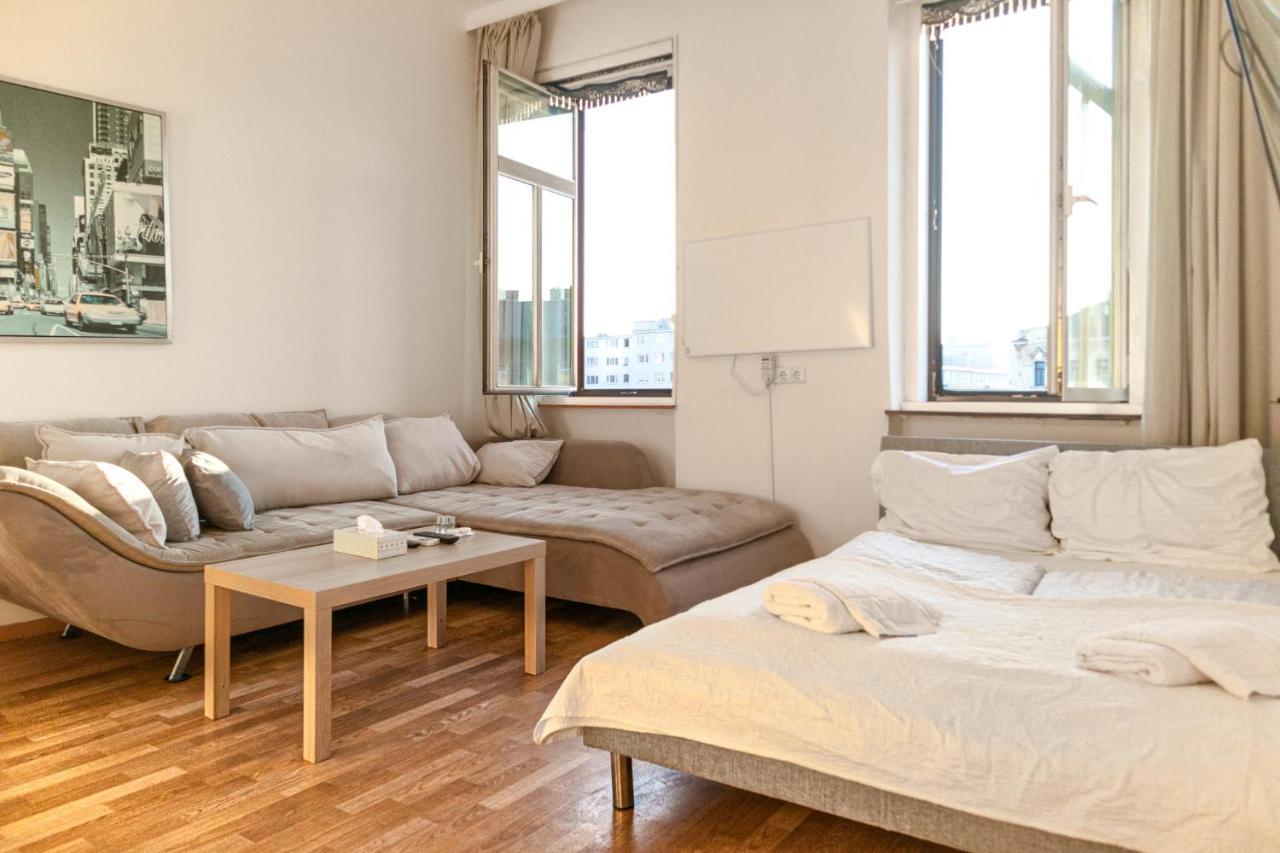 Joyful 2Br Apt. @ Millenium Tower And The Danube Wina Bagian luar foto