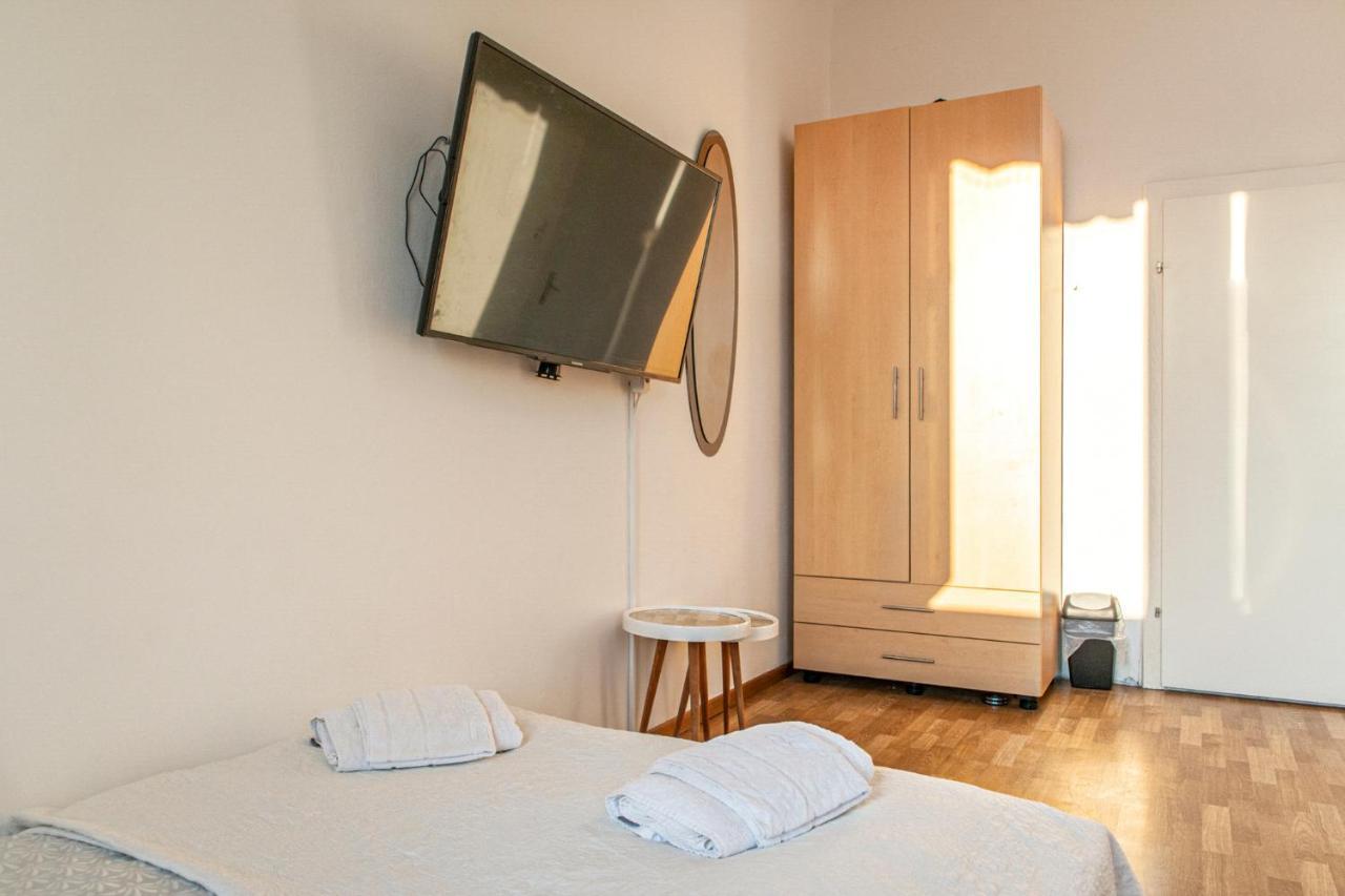 Joyful 2Br Apt. @ Millenium Tower And The Danube Wina Bagian luar foto